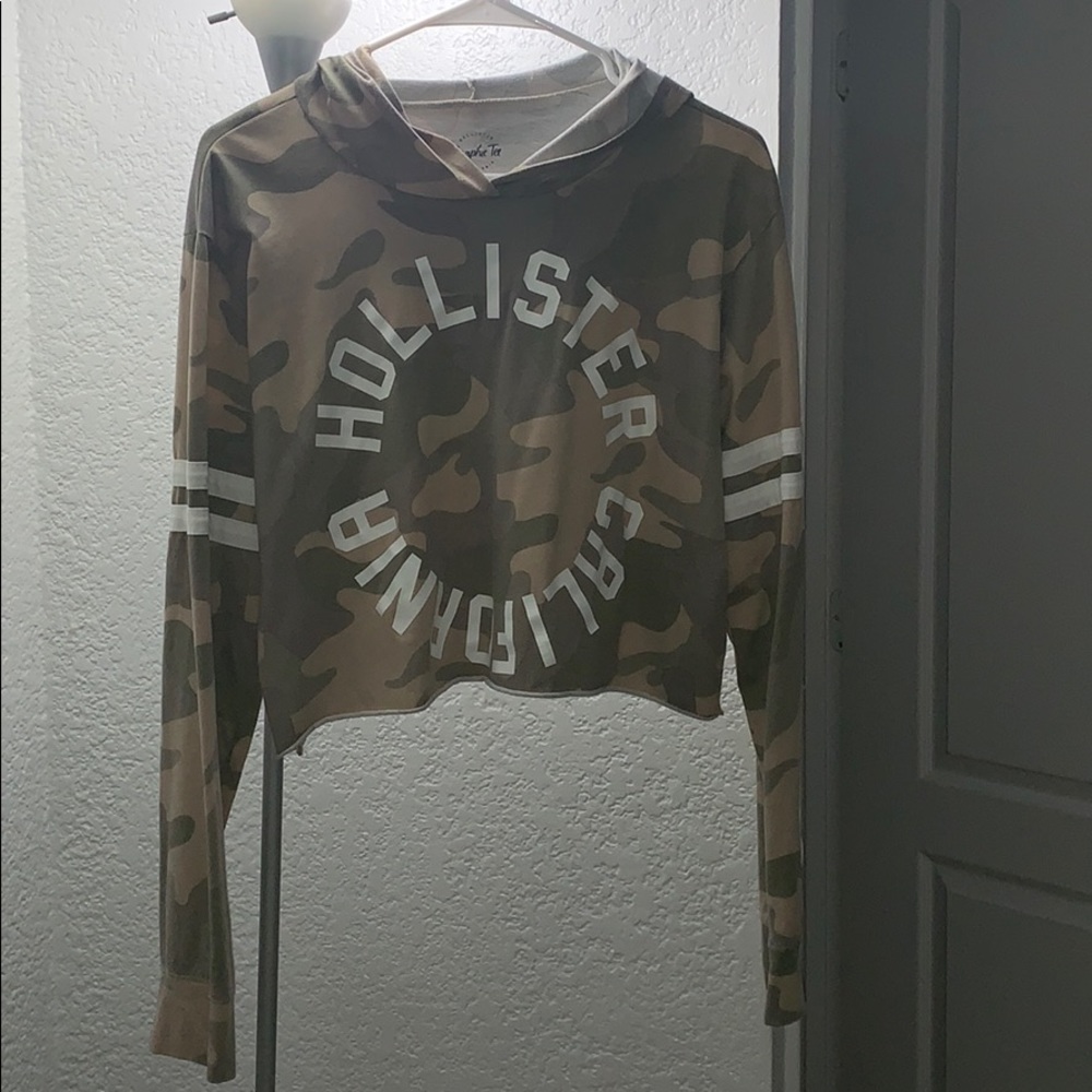 Hollister Camo Cropped Hooded Top
